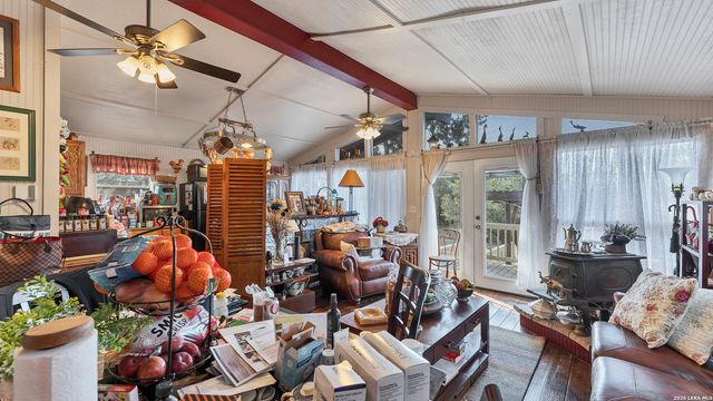 326 Cedar Dr, Canyon Lake, TX 78133