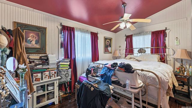 326 Cedar Dr, Canyon Lake, TX 78133