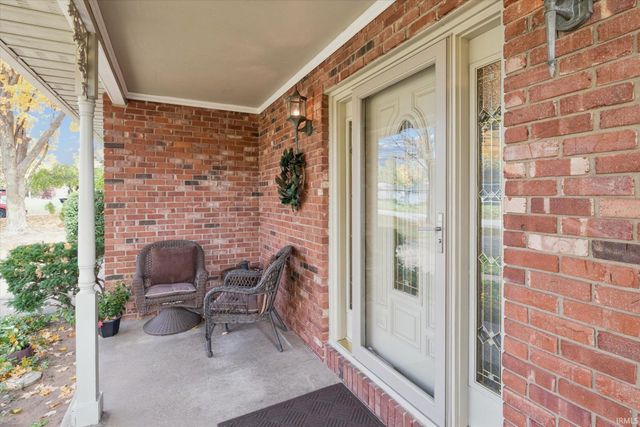 52836 Arbor Drive, South Bend, IN 46635