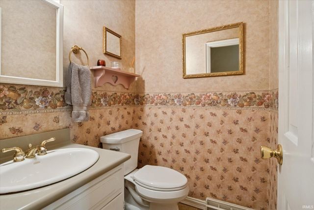 52836 Arbor Drive, South Bend, IN 46635