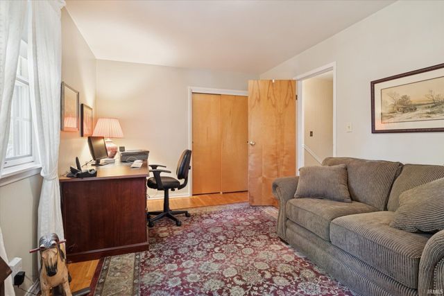 52836 Arbor Drive, South Bend, IN 46635