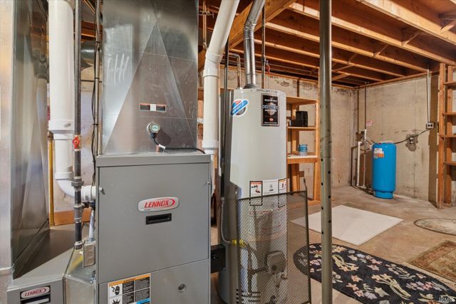 52836 Arbor Drive, South Bend, IN 46635