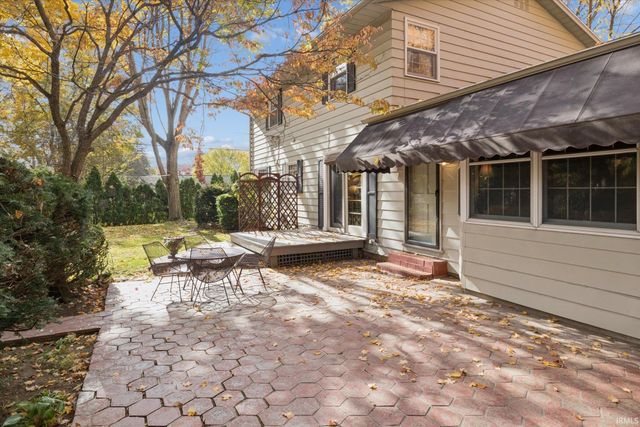 52836 Arbor Drive, South Bend, IN 46635