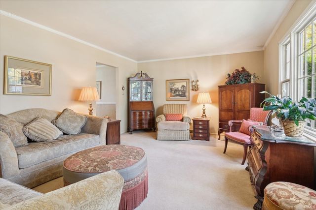 52836 Arbor Drive, South Bend, IN 46635