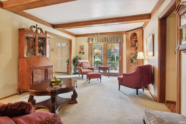 52836 Arbor Drive, South Bend, IN 46635