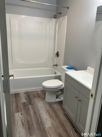 38 Shirley Street APT 5, Waterbury, CT 06708