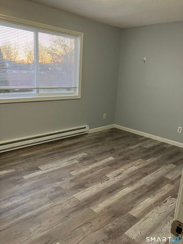 38 Shirley Street APT 5, Waterbury, CT 06708