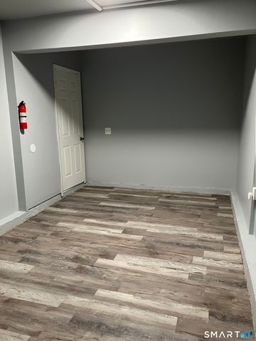 38 Shirley Street APT 5, Waterbury, CT 06708