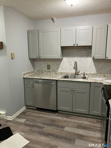 38 Shirley Street APT 5, Waterbury, CT 06708