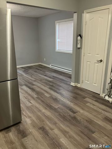 38 Shirley Street APT 5, Waterbury, CT 06708