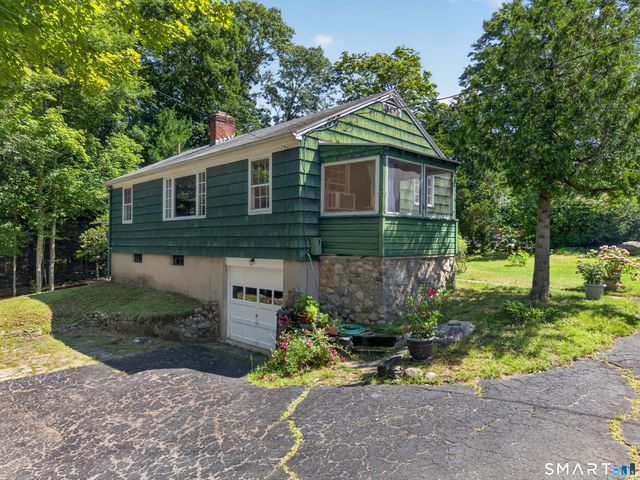 61 & 63 Oswegatchie Road, Waterford, CT 06385