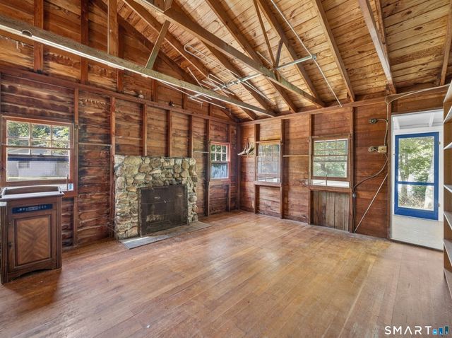 61 & 63 Oswegatchie Road, Waterford, CT 06385