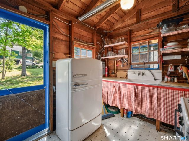 61 & 63 Oswegatchie Road, Waterford, CT 06385