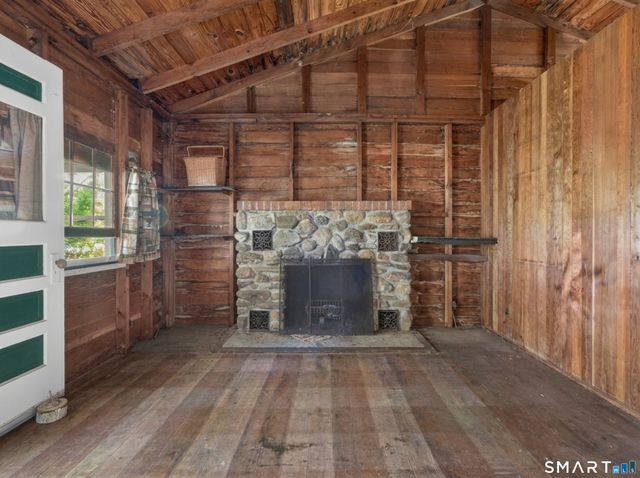 61 & 63 Oswegatchie Road, Waterford, CT 06385