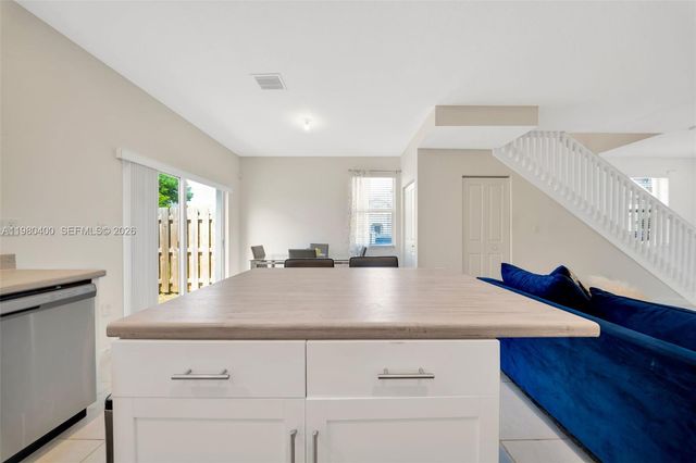 2699 SE 19th St, Homestead, FL 33035