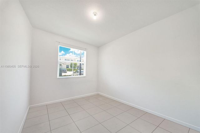 2699 SE 19th St, Homestead, FL 33035