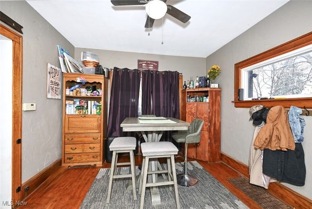 449 Kathron Avenue, Cuyahoga Falls, OH 44221