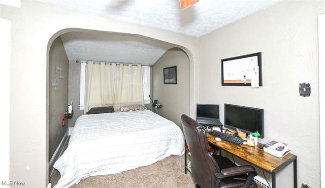 449 Kathron Avenue, Cuyahoga Falls, OH 44221