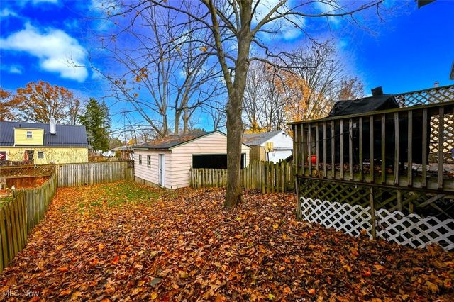 449 Kathron Avenue, Cuyahoga Falls, OH 44221