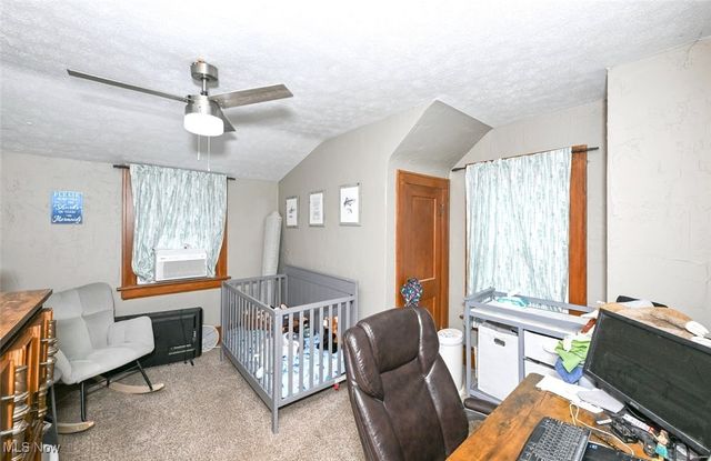 449 Kathron Avenue, Cuyahoga Falls, OH 44221