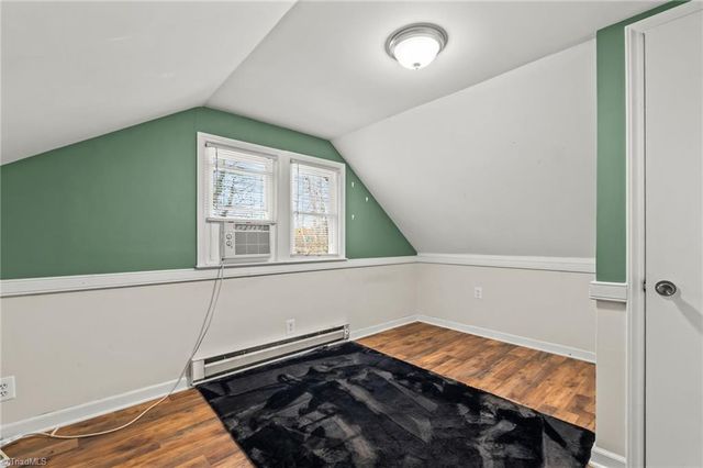 2211 S Hawthorne Road, Winston-salem, NC 27103