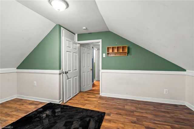 2211 S Hawthorne Road, Winston-salem, NC 27103