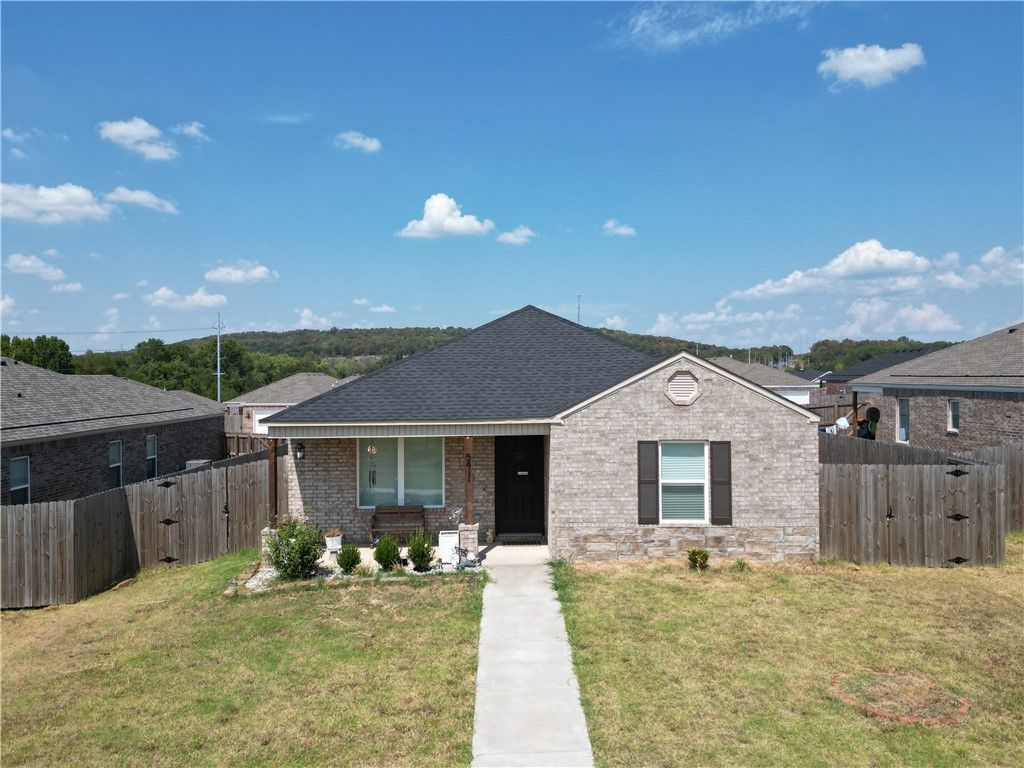 5411 Big Sky Avenue, Springdale, AR 72764