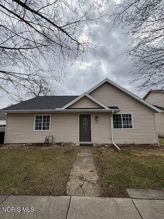 1105 1st Street, Findlay, OH 45840