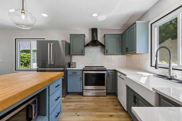 2818 Ulysses Street NE, Minneapolis, MN 55418