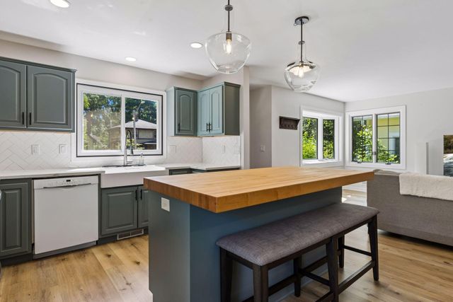 2818 Ulysses Street NE, Minneapolis, MN 55418