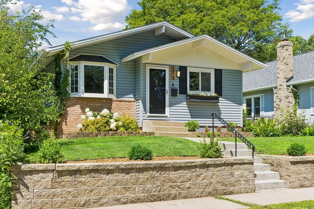 2818 Ulysses Street NE, Minneapolis, MN 55418