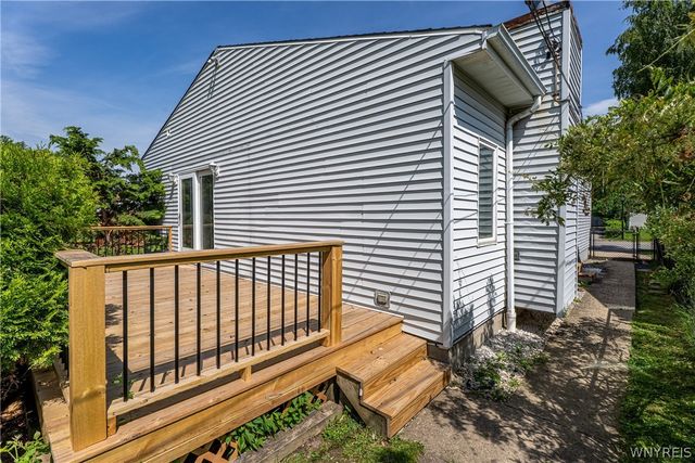 293 Desmond Drive, Tonawanda, NY 14150