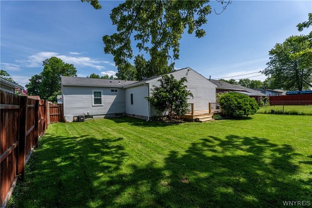 293 Desmond Drive, Tonawanda, NY 14150