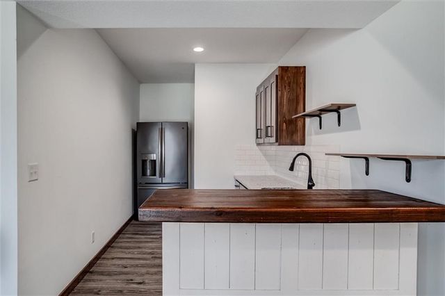 537 E 550 Road, Overbrook, KS 66524