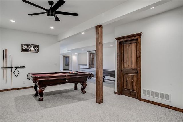 537 E 550 Road, Overbrook, KS 66524