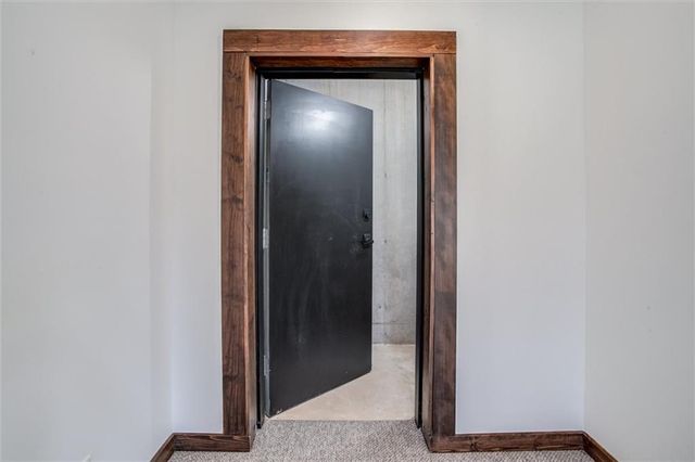 537 E 550 Road, Overbrook, KS 66524