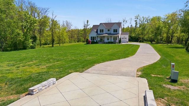 8001 Burning Tree Farm Rd, Arrington, TN 37014