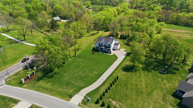 8001 Burning Tree Farm Rd, Arrington, TN 37014