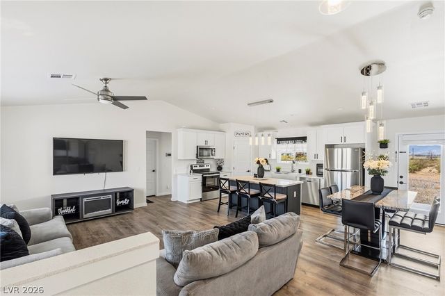 5600 Genoa Avenue, Pahrump, NV 89060