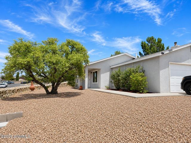 3801 Tiger Eye Drive, Las Cruces, NM 88012