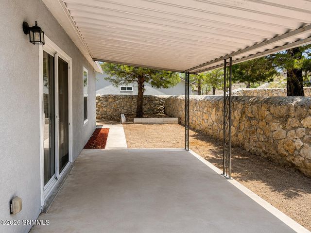 3801 Tiger Eye Drive, Las Cruces, NM 88012