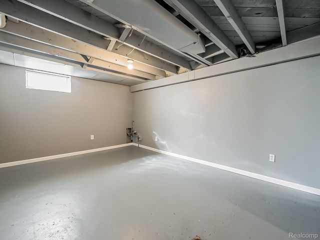 127 Auburn Street, Inkster, MI 48141