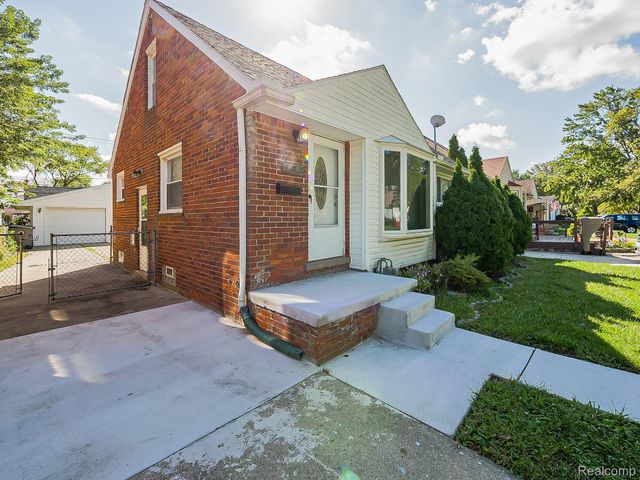 127 Auburn Street, Inkster, MI 48141