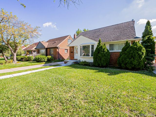 127 Auburn Street, Inkster, MI 48141