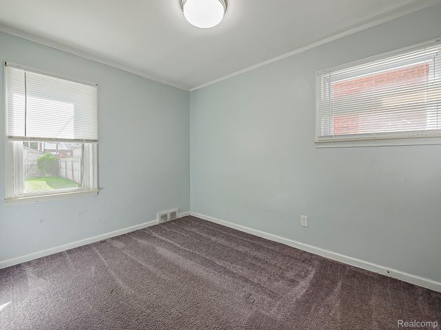 127 Auburn Street, Inkster, MI 48141