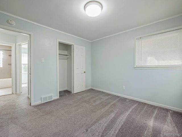 127 Auburn Street, Inkster, MI 48141