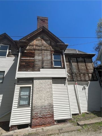 409 4th St, Monongahela, PA 15063