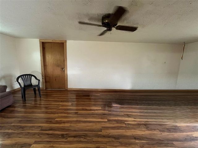 607 School Street, Elmore City, OK 73433