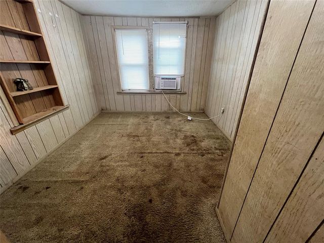 607 School Street, Elmore City, OK 73433