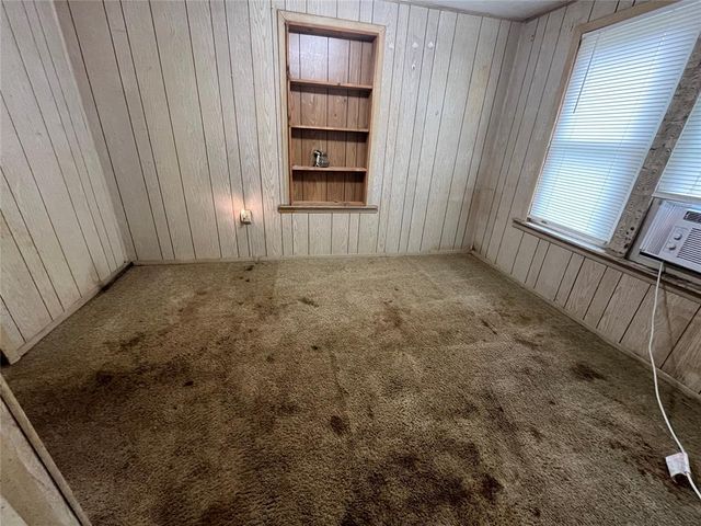 607 School Street, Elmore City, OK 73433